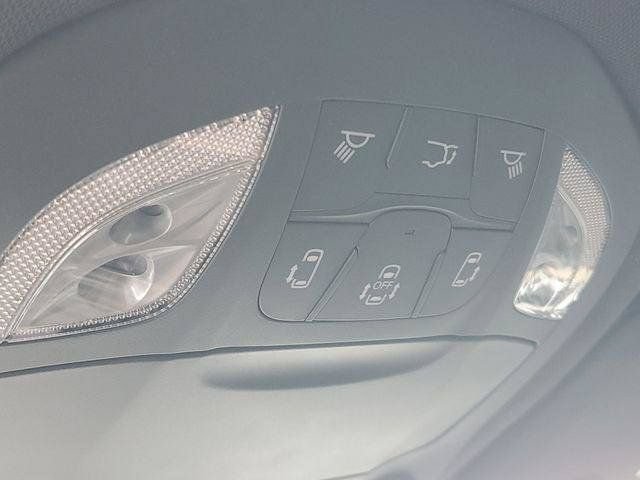 New 2027 Chrysler Pacifica Select AWD/4WD image 30