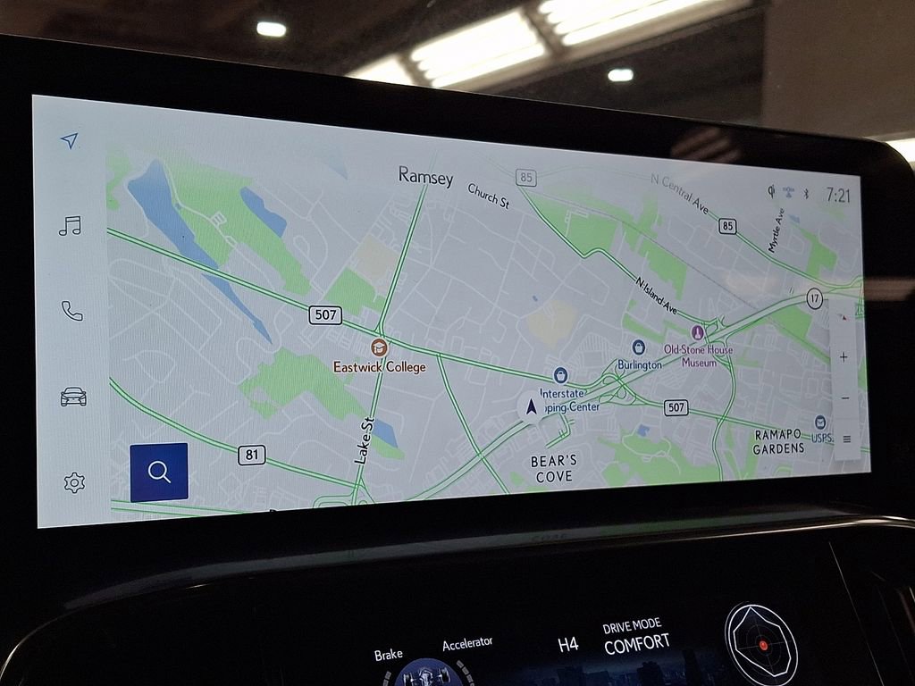 Used 2024 Lexus LX 600 4WD w/ Appearance Package image 15