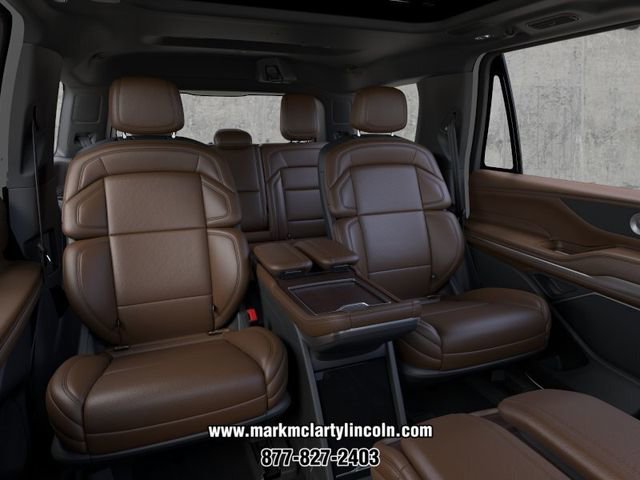 New 2026 Lincoln Navigator Reserve AWD/4WD image 11