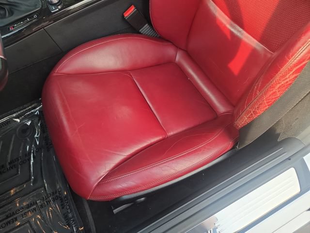Used 2015 Mercedes-Benz SLK 250 w/ Premium Package image 29