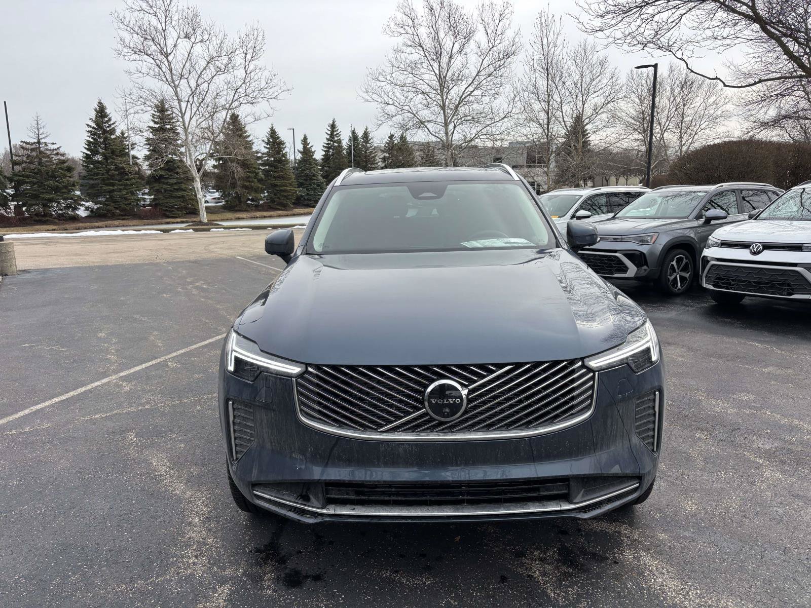 Used 2026 Volvo XC90 B6 Plus w/ Protection Package Premier AWD/4WD image 2
