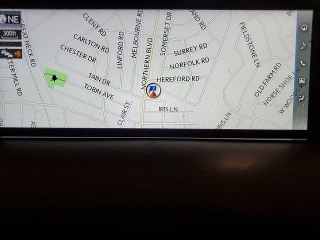 Used 2017 Lexus LX 570 4WD w/ Luxury Package image 19