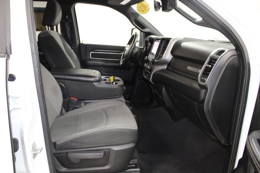 Used 2024 RAM 2500 Big Horn image 30