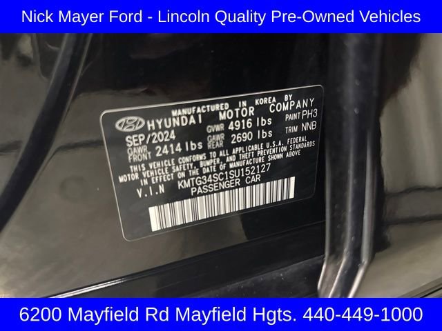 Used 2025 Genesis G70 2.5T image 33