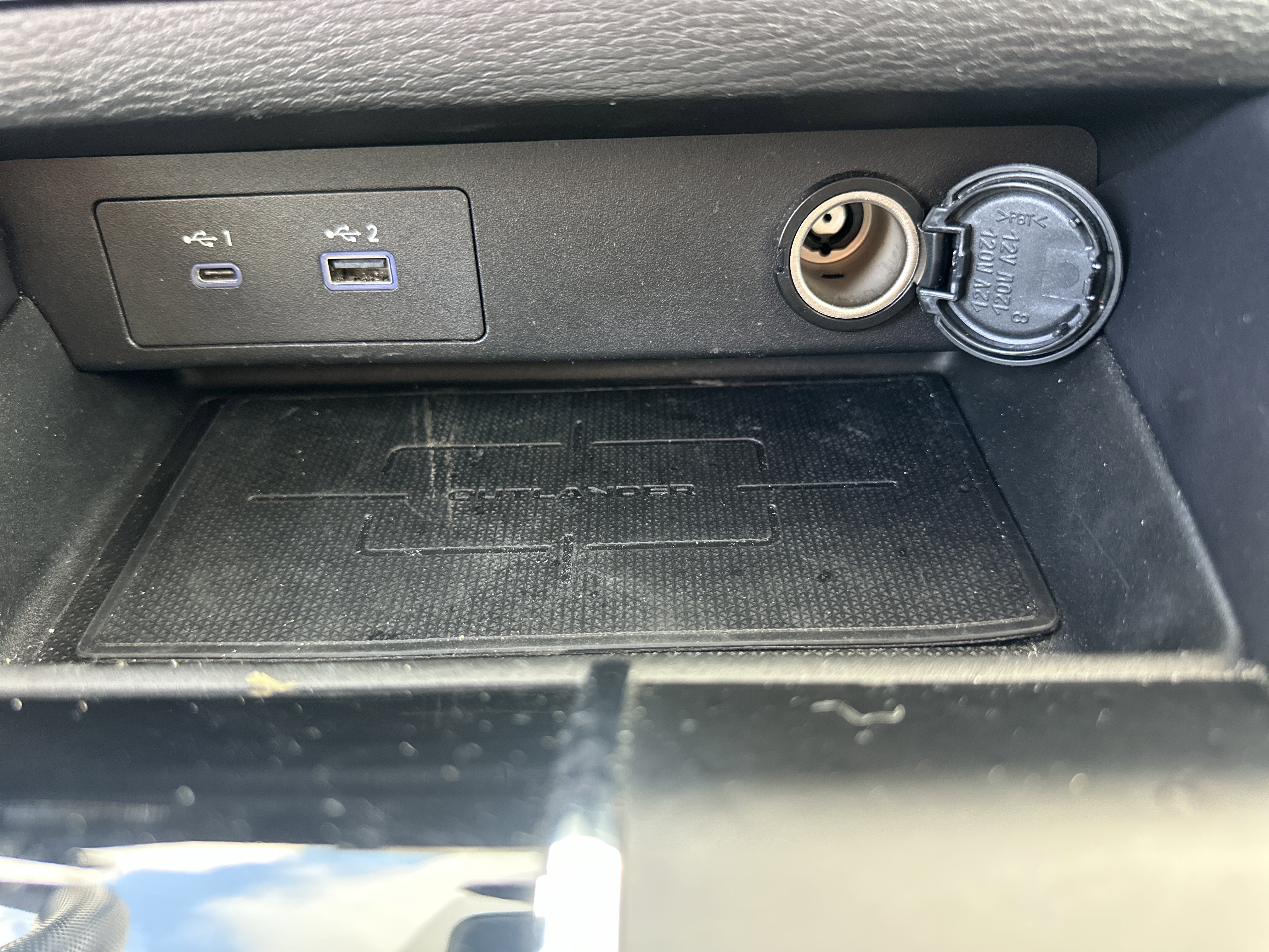 Used 2023 Mitsubishi Outlander ES AWD/4WD image 17