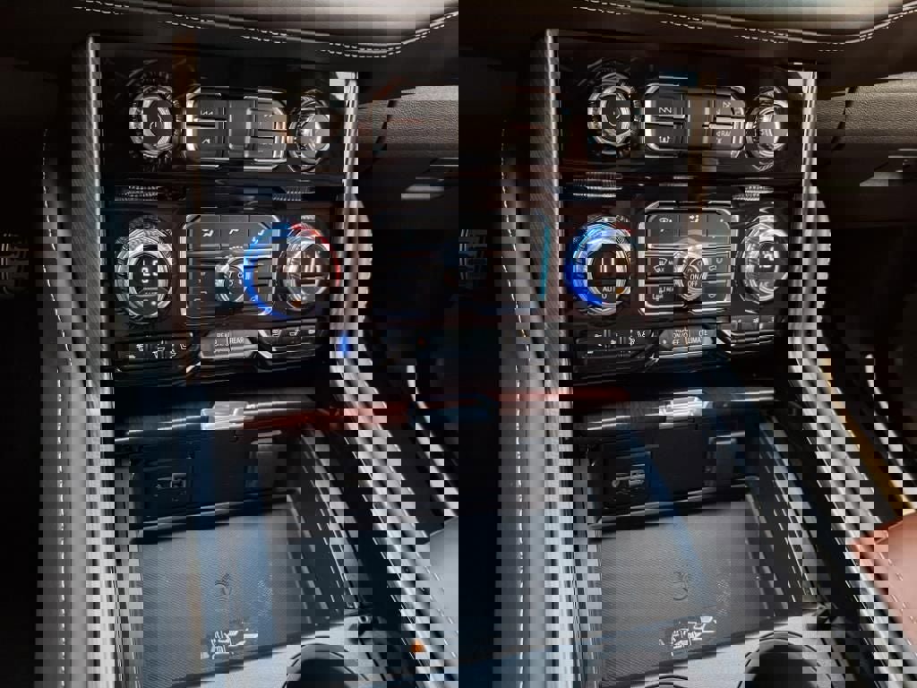 Used 2024 GMC Yukon XL Denali Ultimate image 22