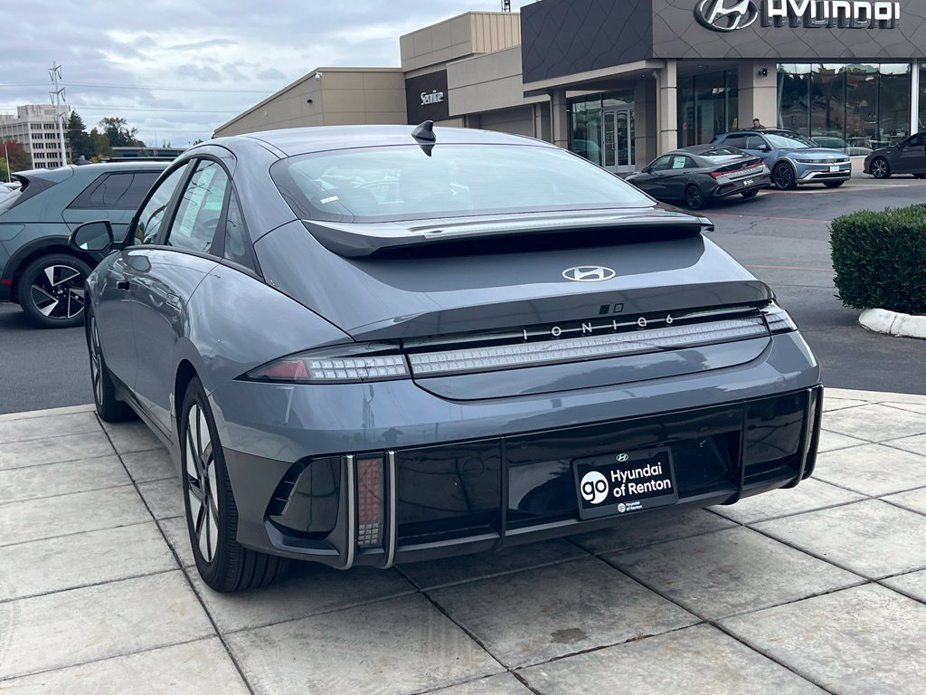 Certified 2025 Hyundai Ioniq 6 SE AWD/4WD image 9