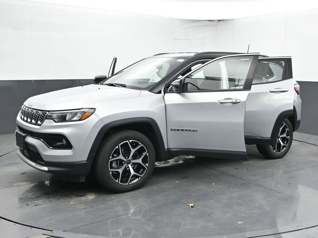 Used 2025 Jeep Compass Limited AWD/4WD image 56