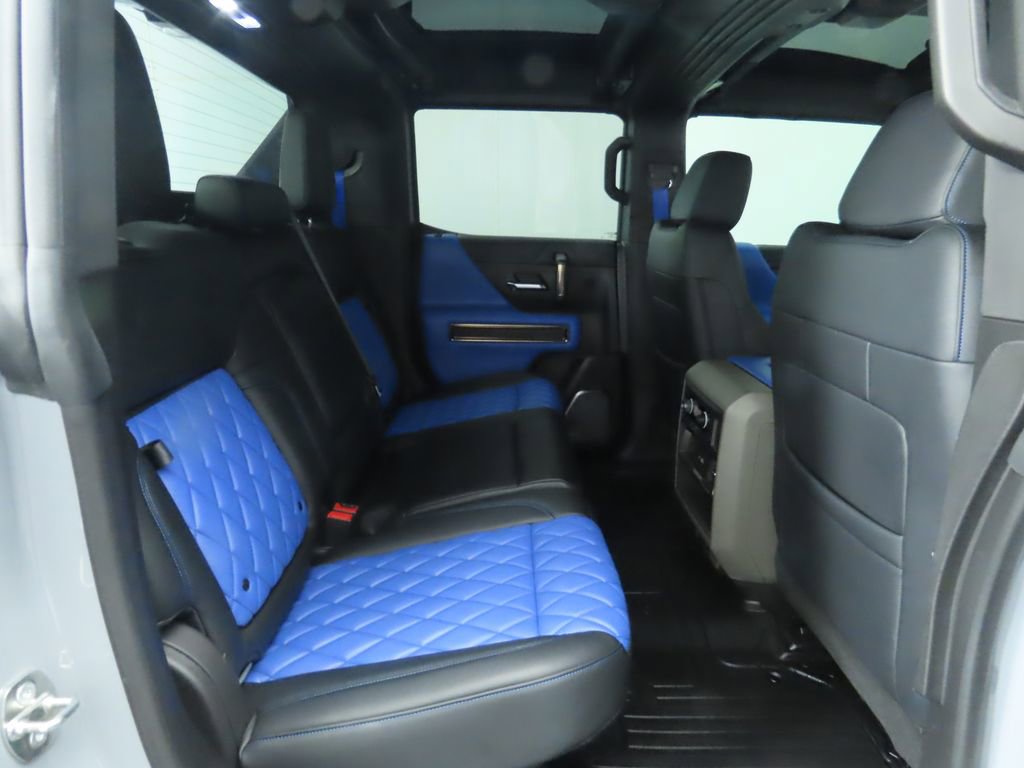 Used 2024 GMC Hummer EV 3X w/ LPO, Illumination Package image 22