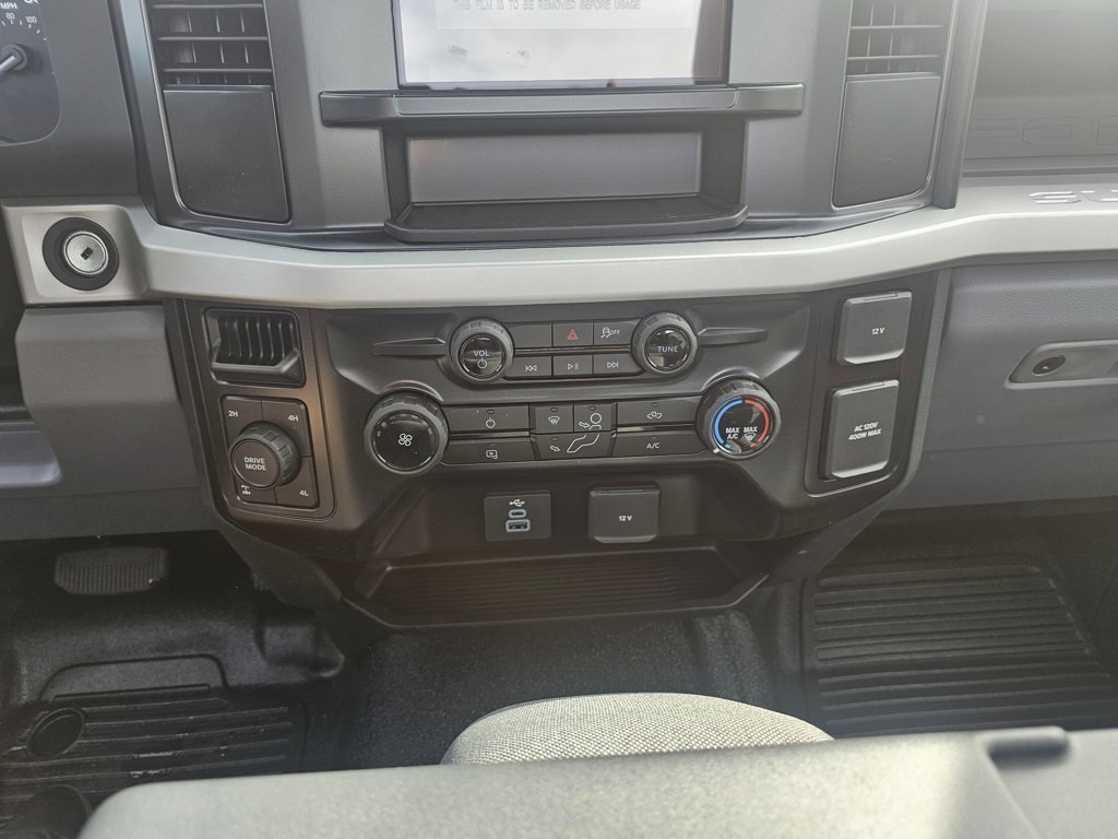 New 2026 Ford F250 XL w/ Snow Plow Prep Package image 19