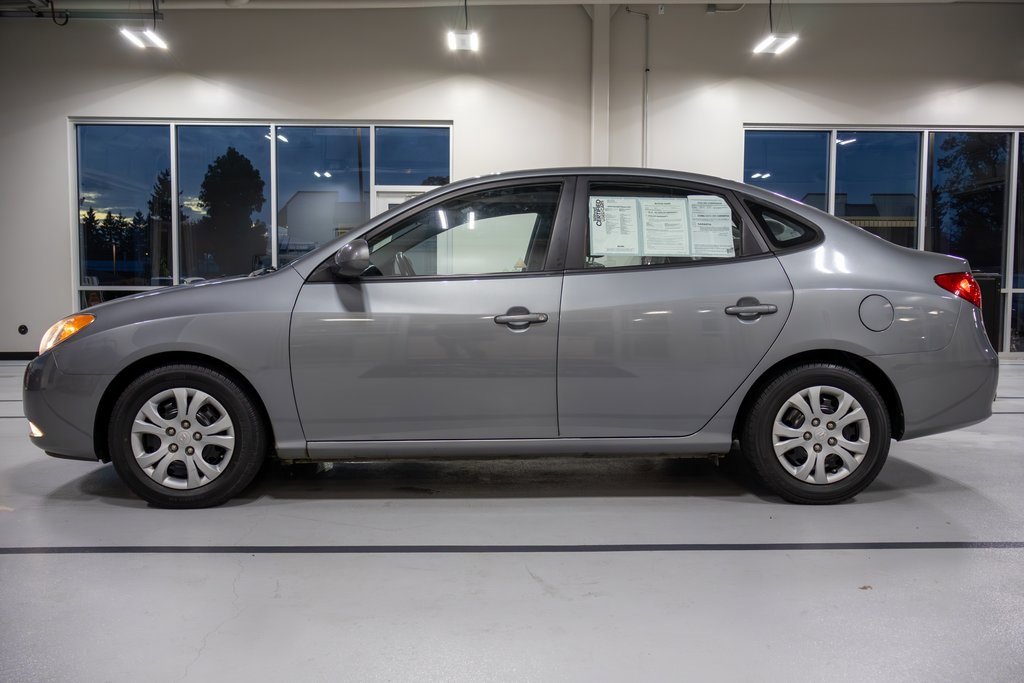 Used 2010 Hyundai Elantra GLS image 10
