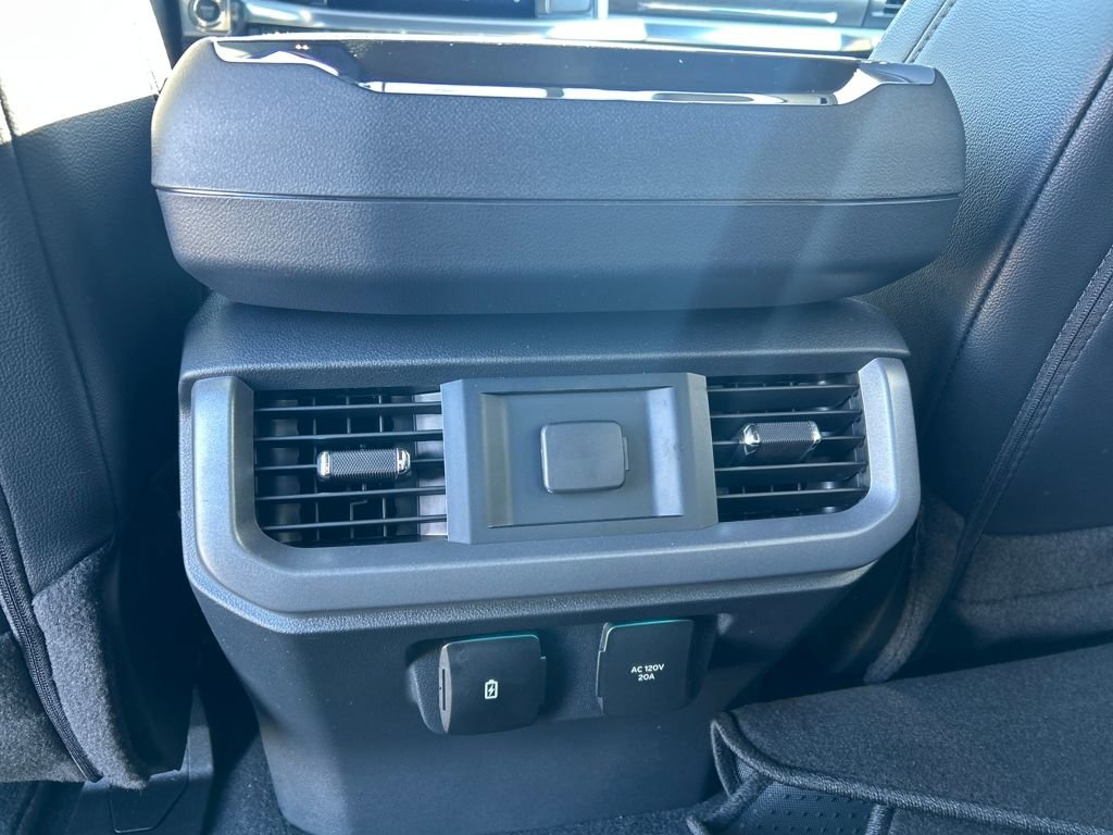 New 2025 Ford F150 Lariat w/ Equipment Group 501A Mid image 20