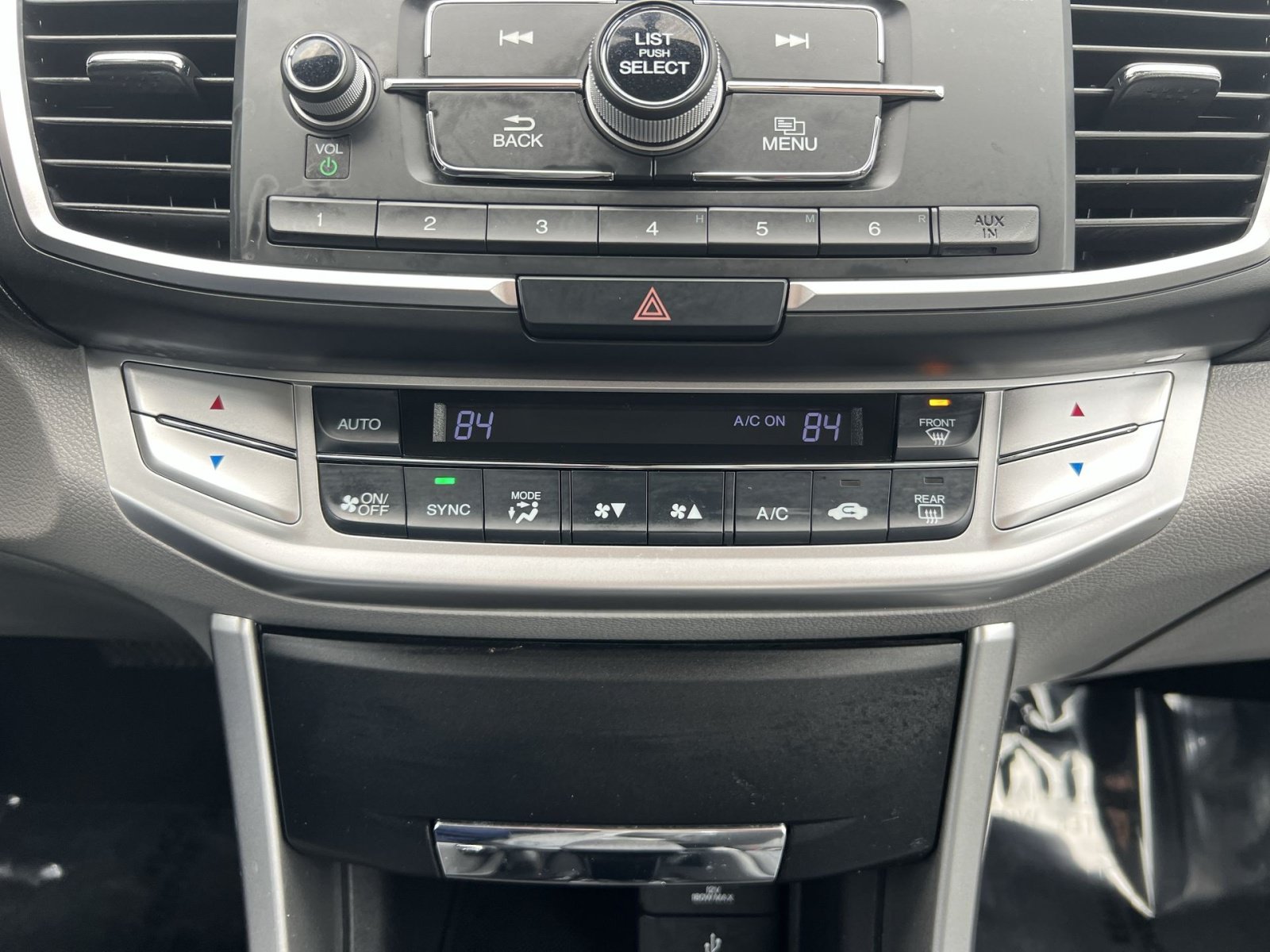 Used 2015 Honda Accord LX image 19