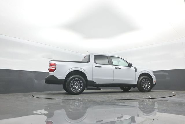 New 2026 Ford Maverick XLT image 30