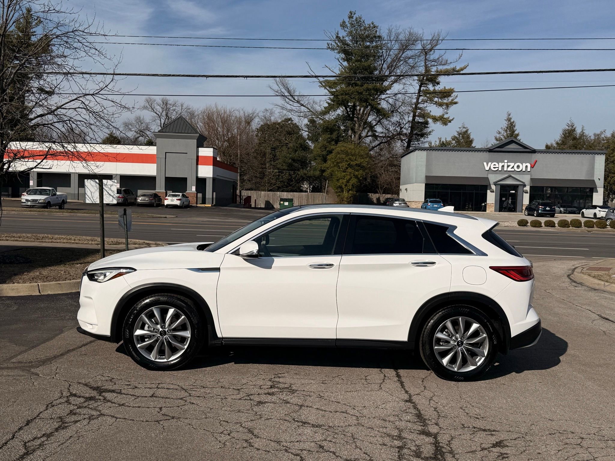 Used 2021 INFINITI QX50 Luxe image 5