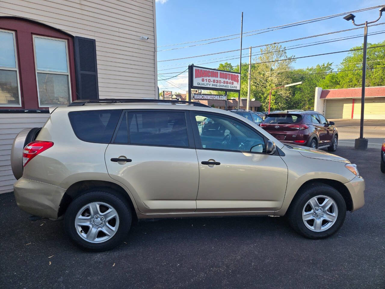 Used 2011 Toyota RAV4 4WD w/ Base L4 Extra Value Pkg image 5