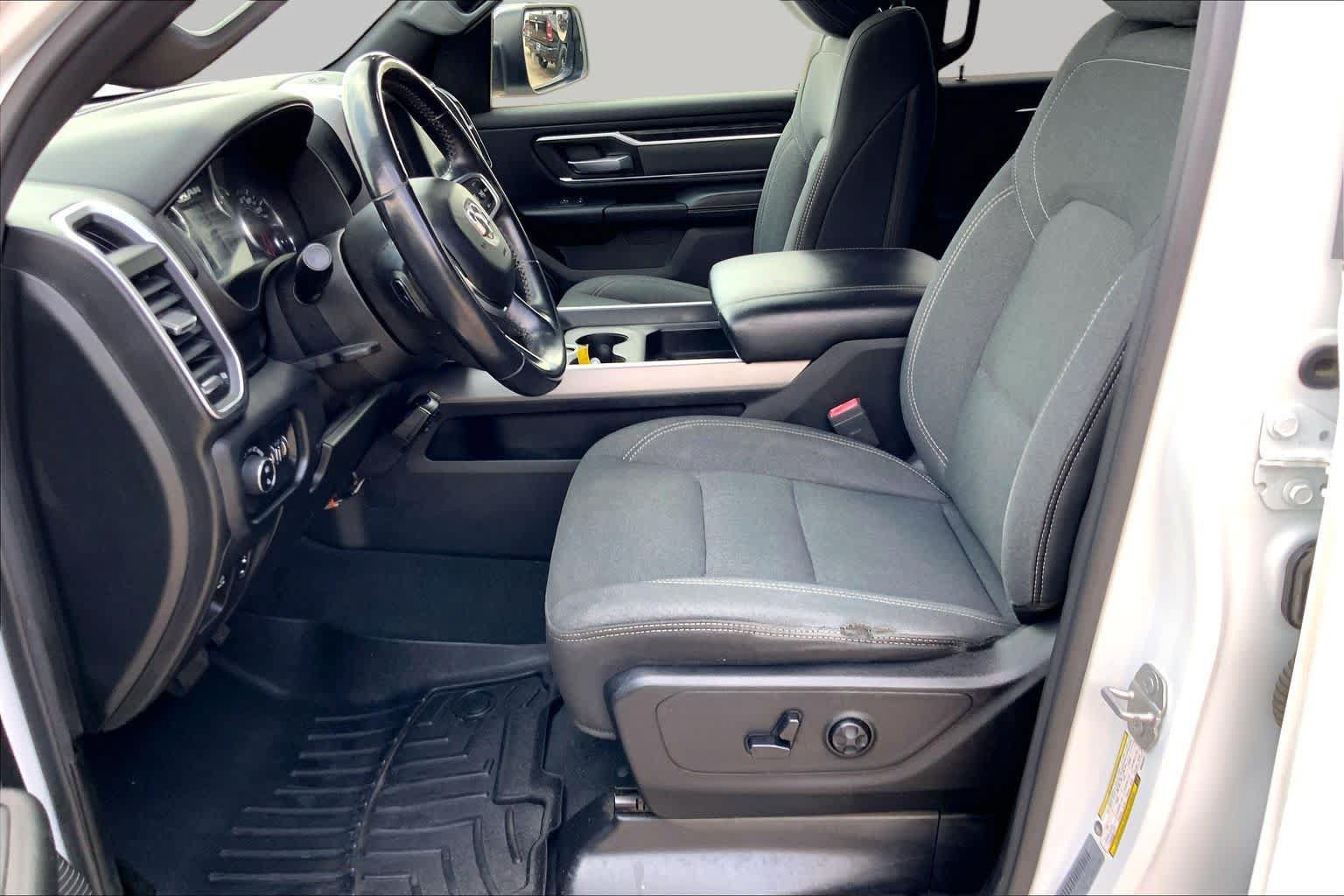 Used 2019 RAM 1500 Big Horn AWD/4WD image 8