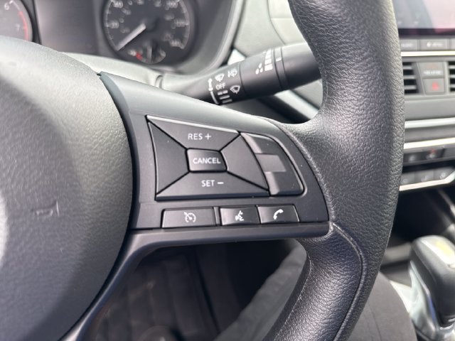 Certified 2025 Nissan Altima 2.5 S FWD image 31