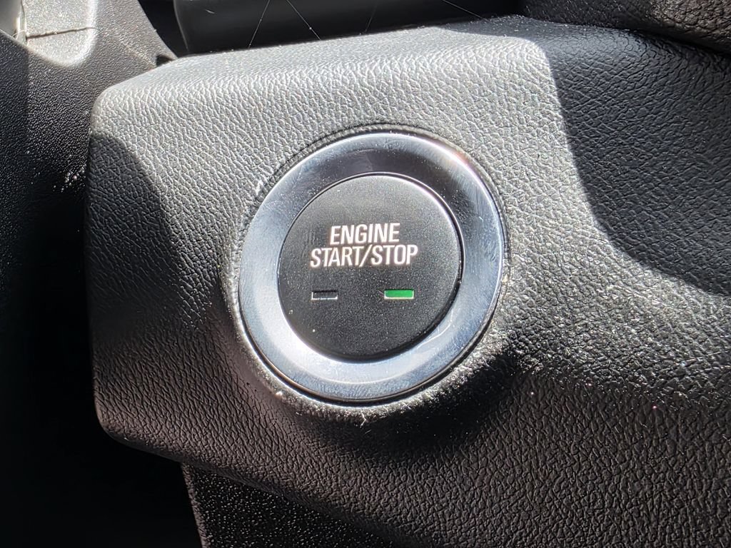 Used 2018 GMC Terrain SLE w/ Driver Convenience Package FWD image 22