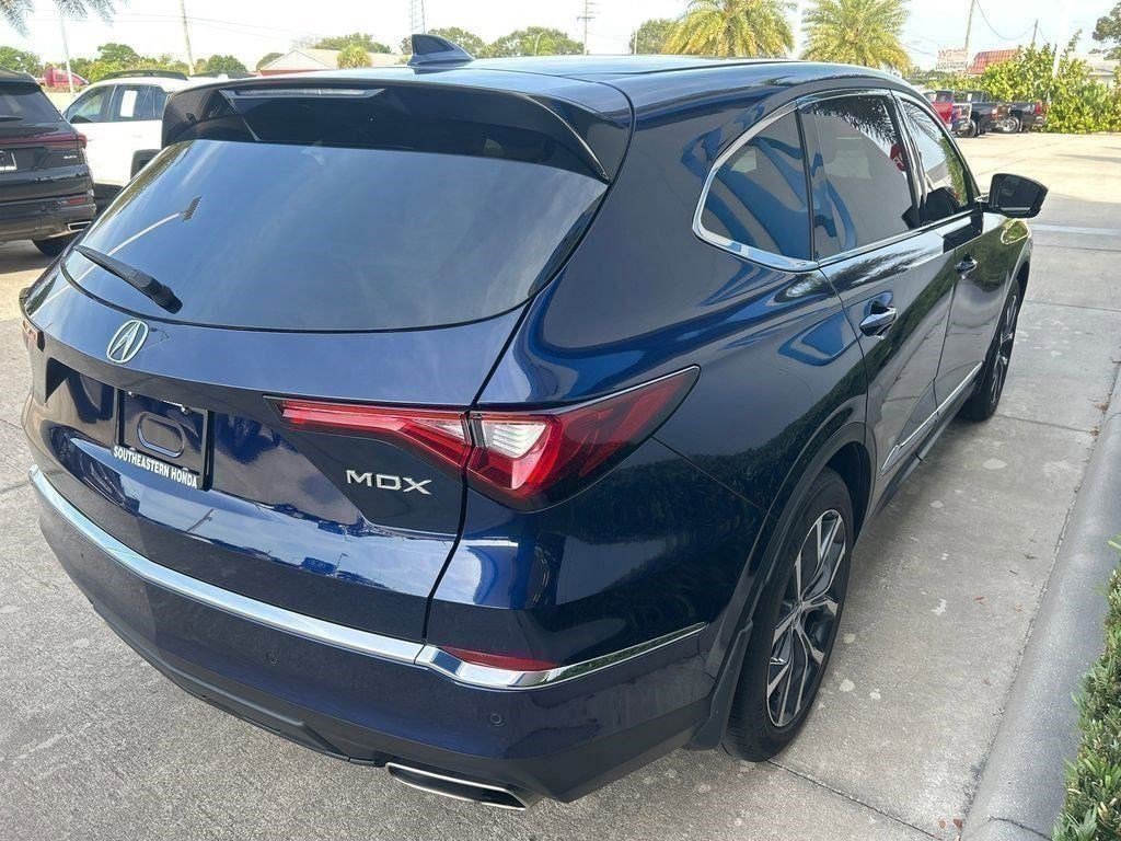 Used 2023 Acura MDX FWD w/ Technology Package image 9