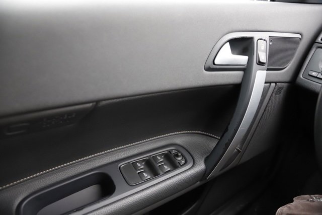 Used 2012 Volvo C70 T5 image 23