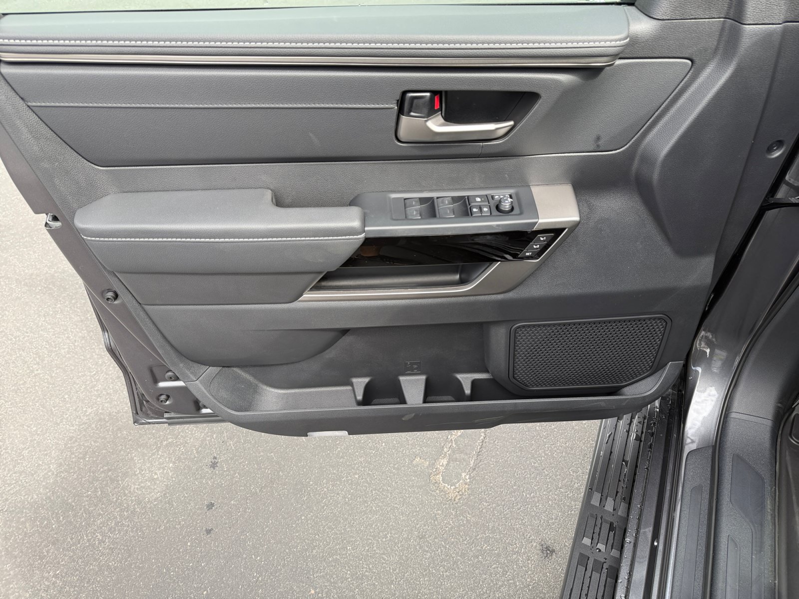 New 2026 Toyota Sequoia Limited AWD/4WD image 9
