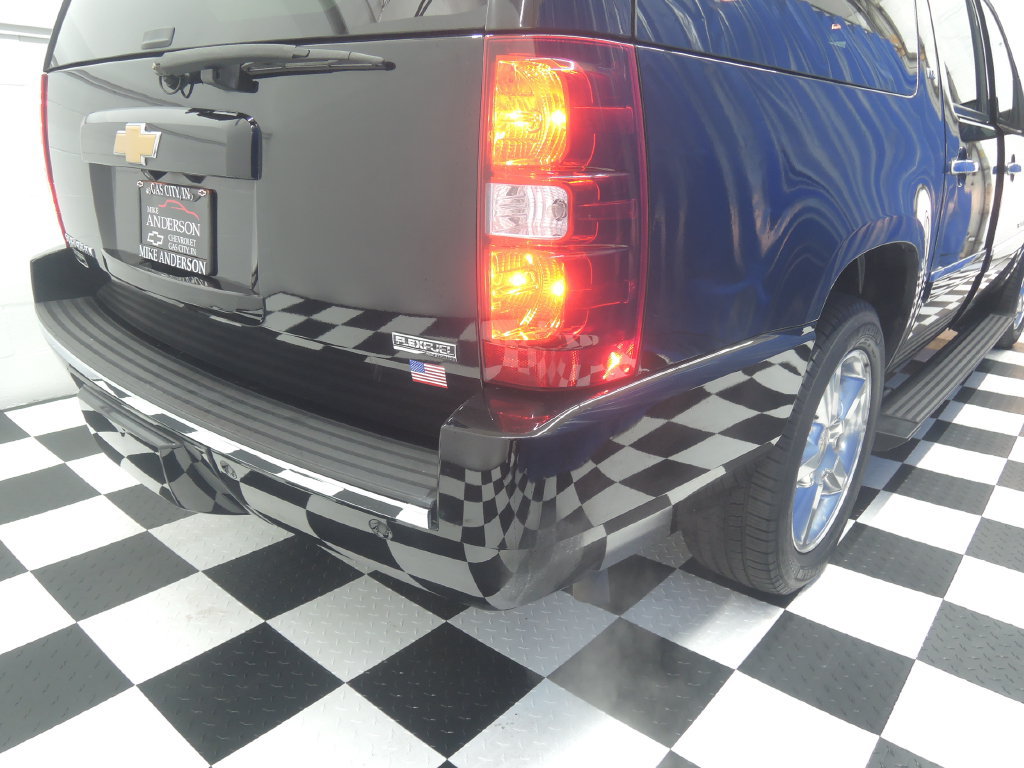 Used 2012 Chevrolet Suburban LTZ AWD/4WD image 30