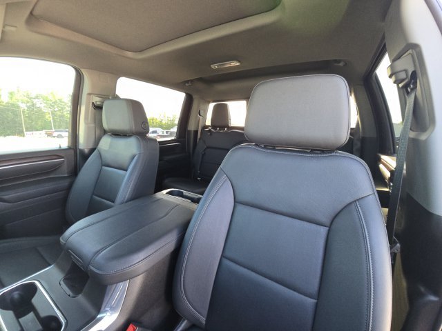 Used 2025 GMC Sierra 2500 SLT w/ SLT Premium Package AWD/4WD image 25