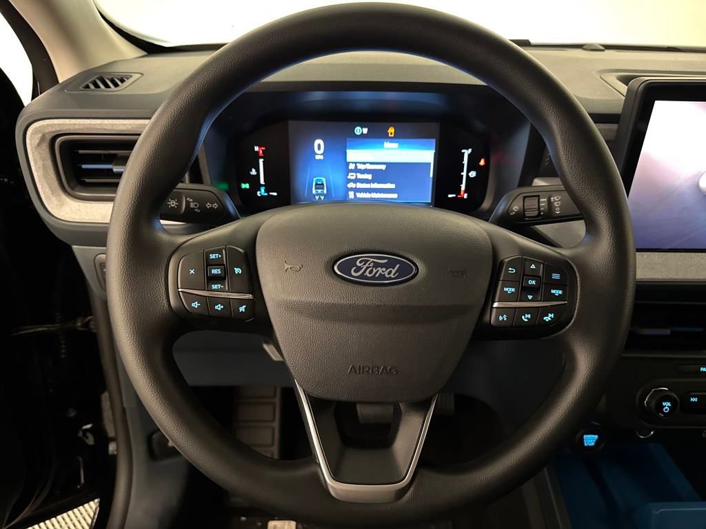 New 2025 Ford Maverick XLT image 9