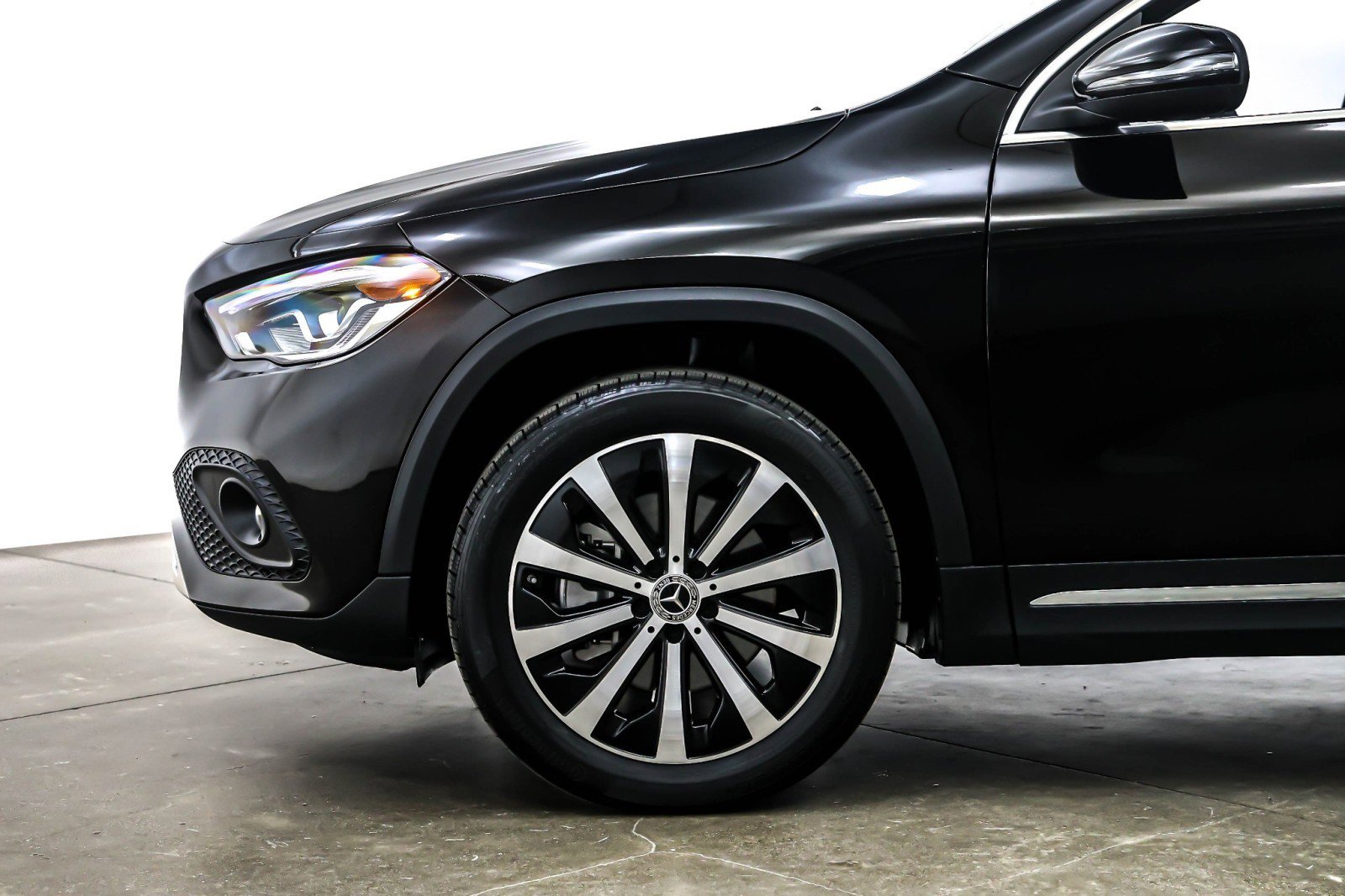 Used 2023 Mercedes-Benz GLA 250 image 11