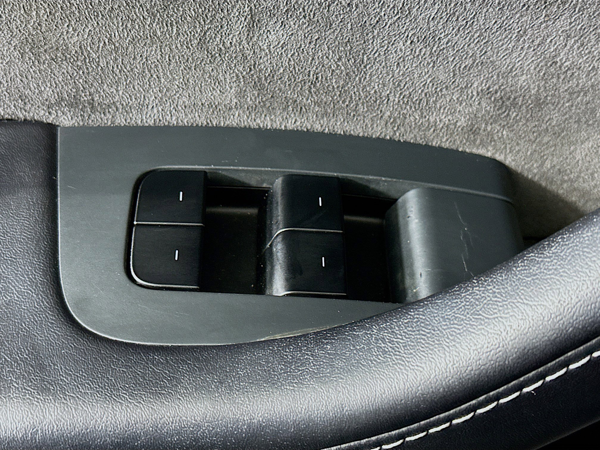 Used 2021 Tesla Model Y Long Range image 15