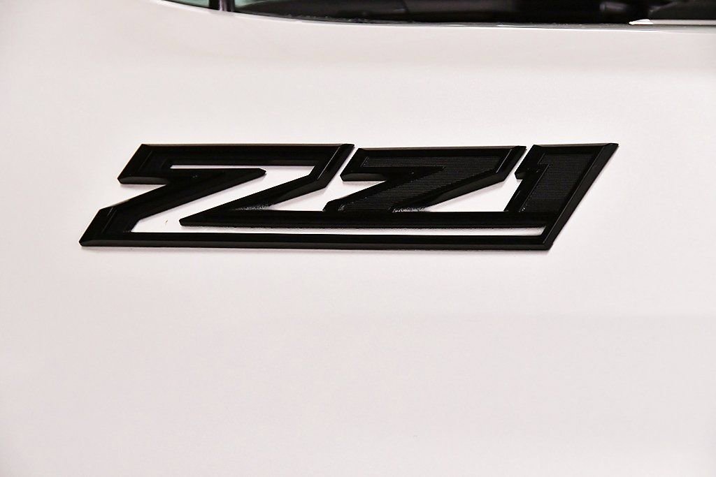 Used 2022 Chevrolet Silverado 2500 LTZ w/ LTZ Plus Package image 11