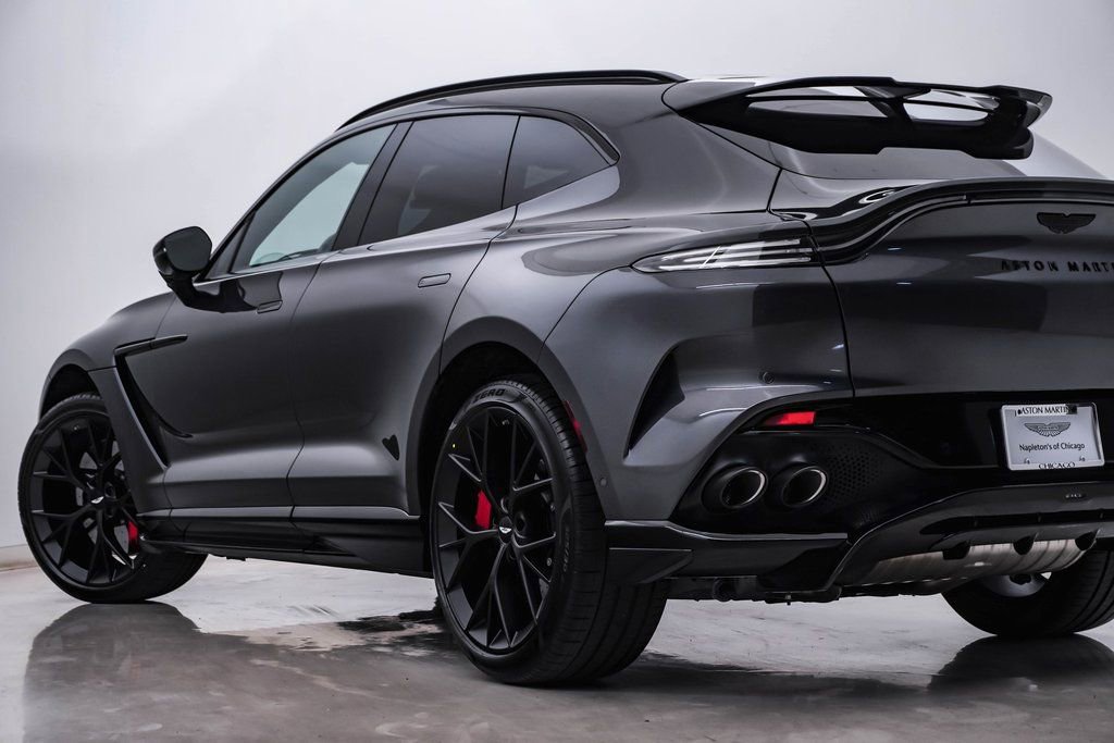 New 2026 Aston Martin DBX 707 image 9
