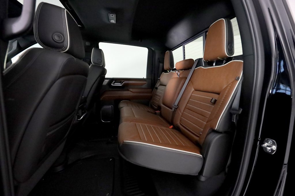 Used 2026 GMC Sierra 3500 Denali Ultimate image 15
