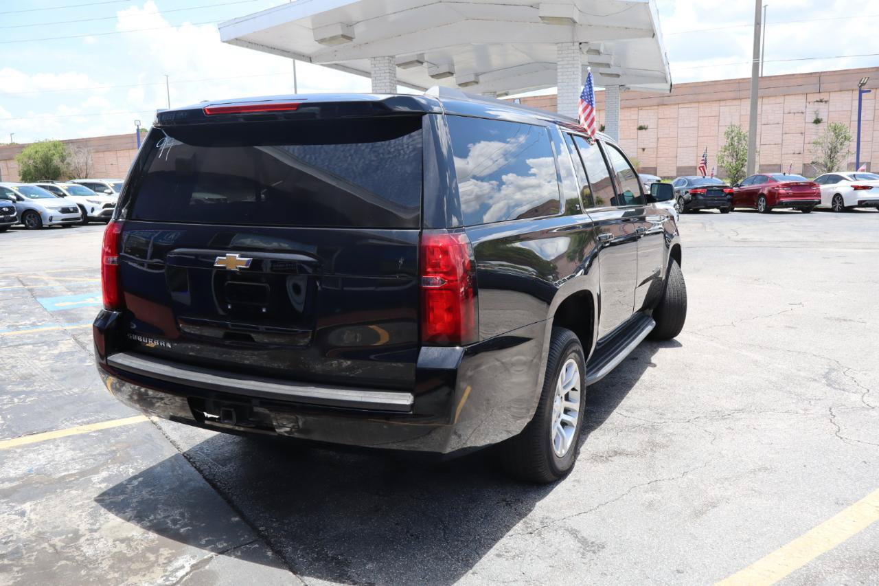 Used 2019 Chevrolet Suburban LT AWD/4WD image 3