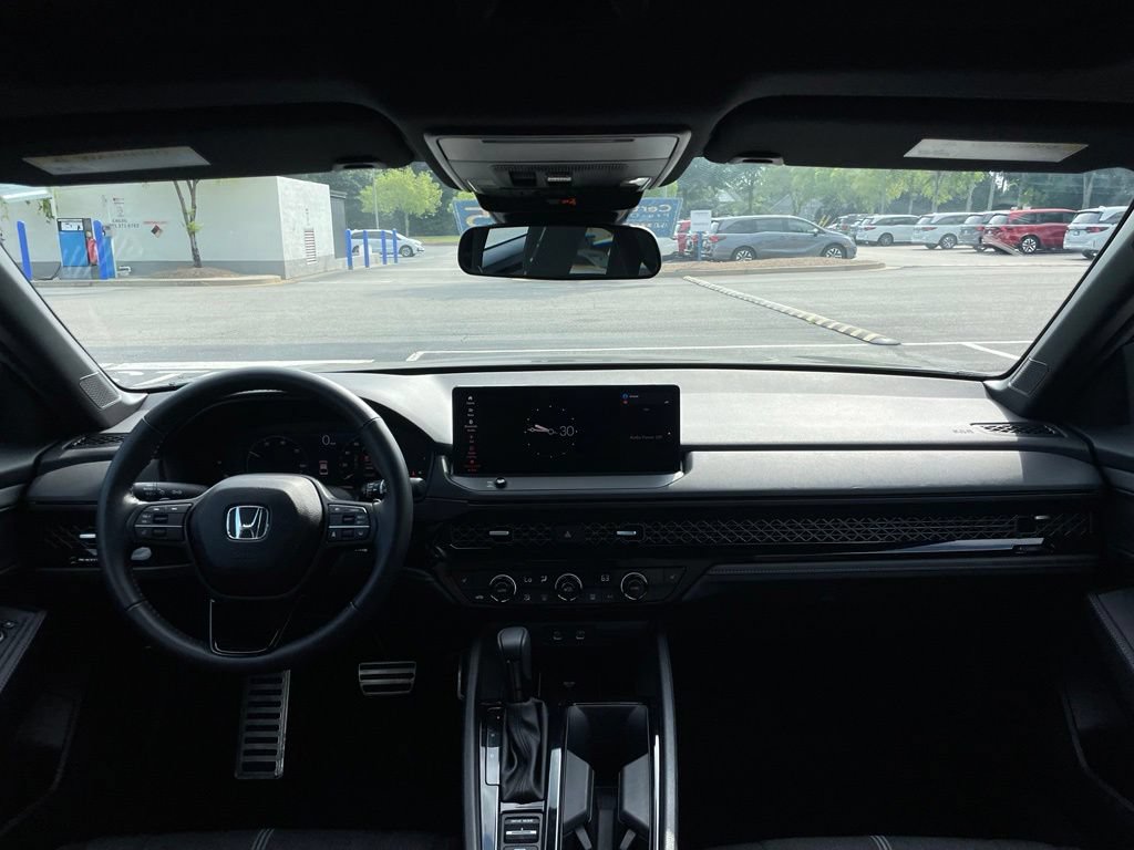 Used 2025 Honda Accord Sport image 10