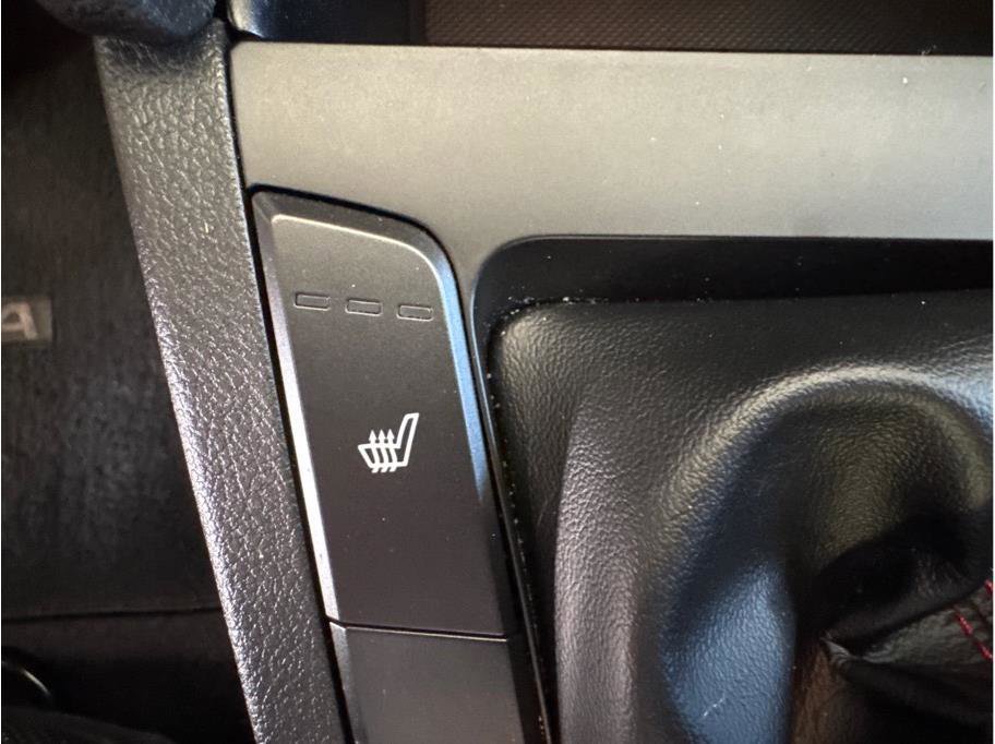 Used 2019 Hyundai Elantra Sport w/ Cargo Package image 25