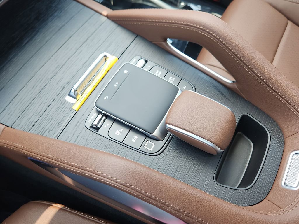 Used 2025 Mercedes-Benz GLE 450 4MATIC image 18