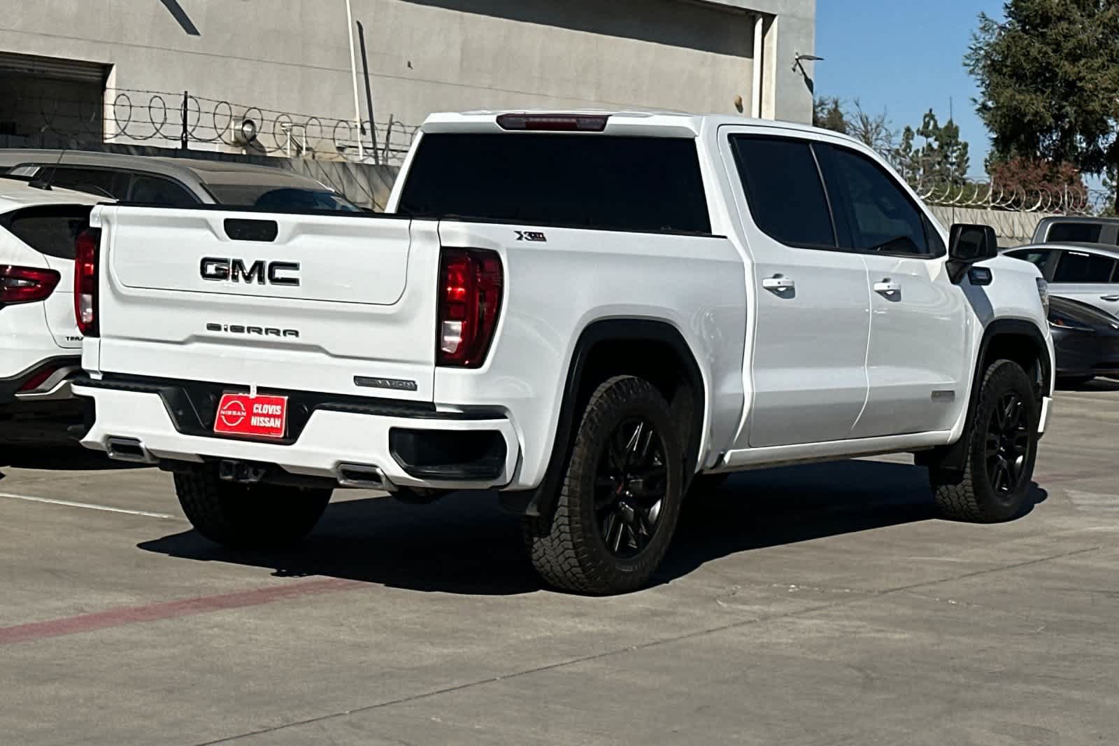 Used 2022 GMC Sierra 1500 Elevation AWD/4WD image 14