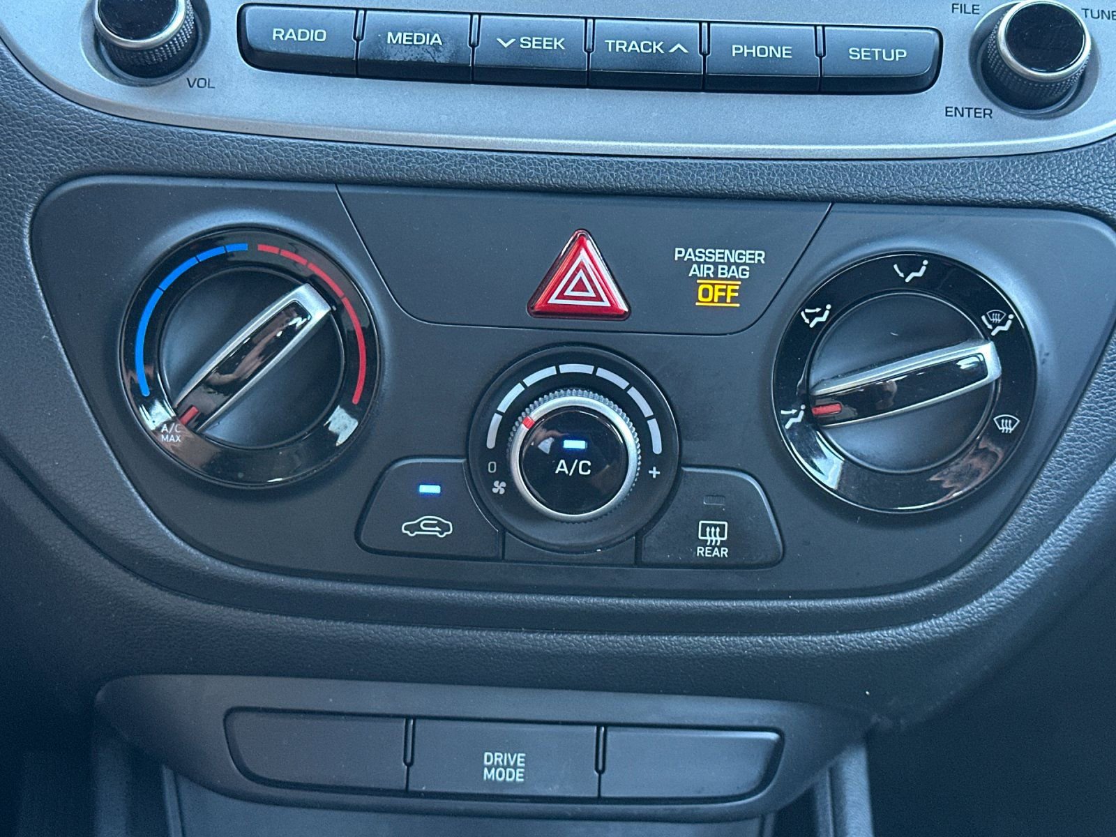 Used 2021 Hyundai Accent SE image 20