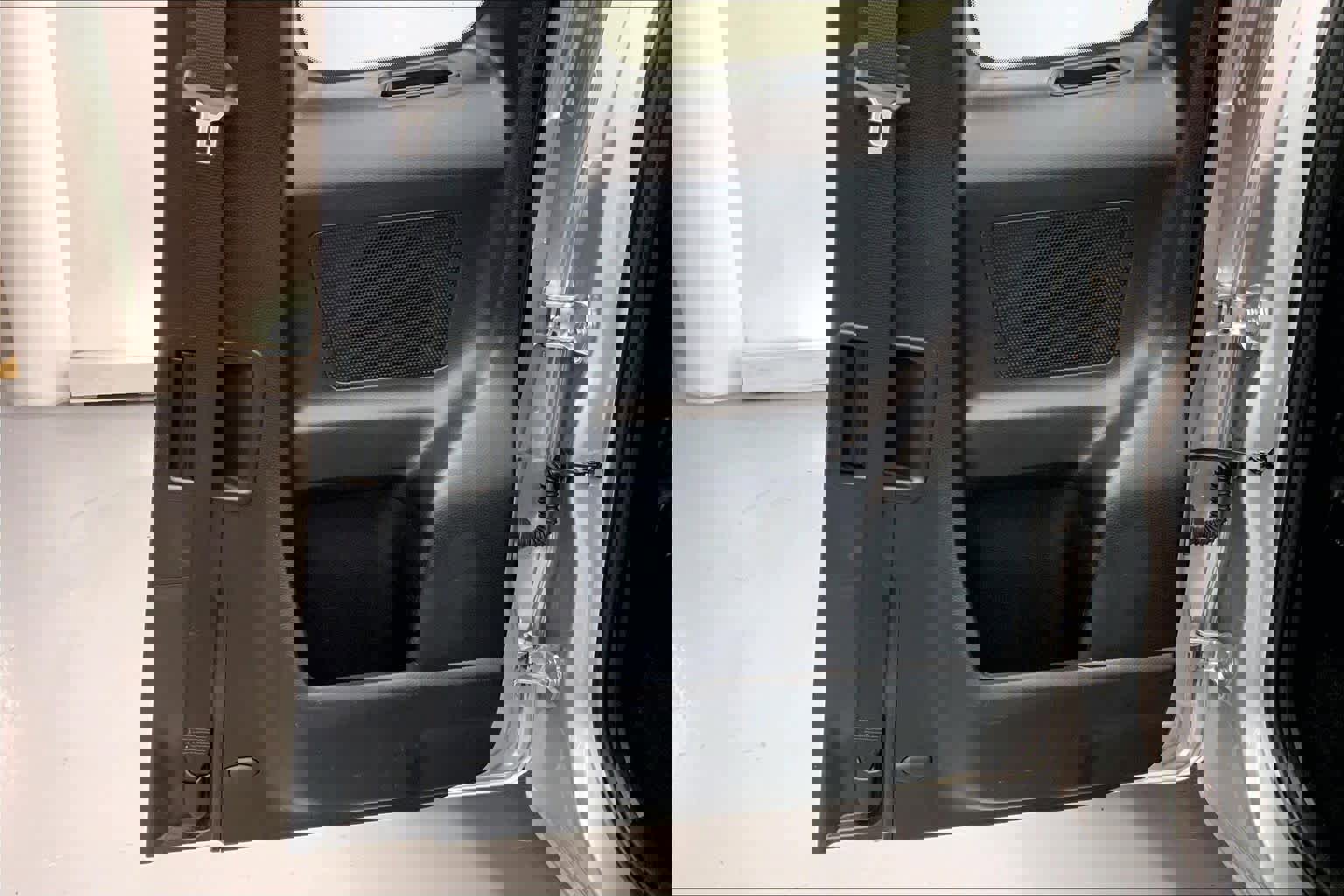 Used 2022 Toyota Tacoma TRD Off-Road image 12