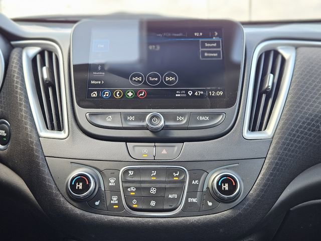 Used 2025 Chevrolet Malibu LT image 20