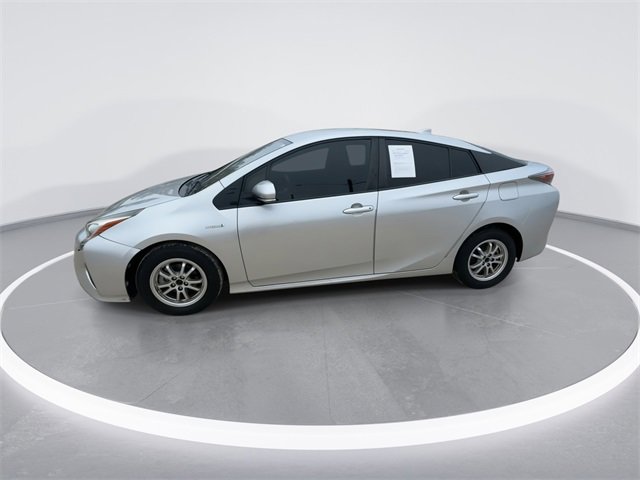 Used 2017 Toyota Prius Four image 6