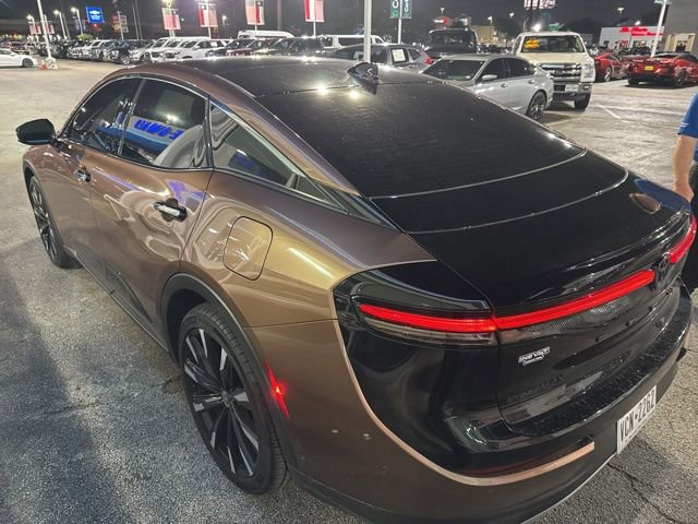 Used 2023 Toyota Crown Platinum image 4