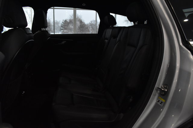 Used 2021 Audi Q7 2.0T Premium Plus w/ Premium Plus Package image 31