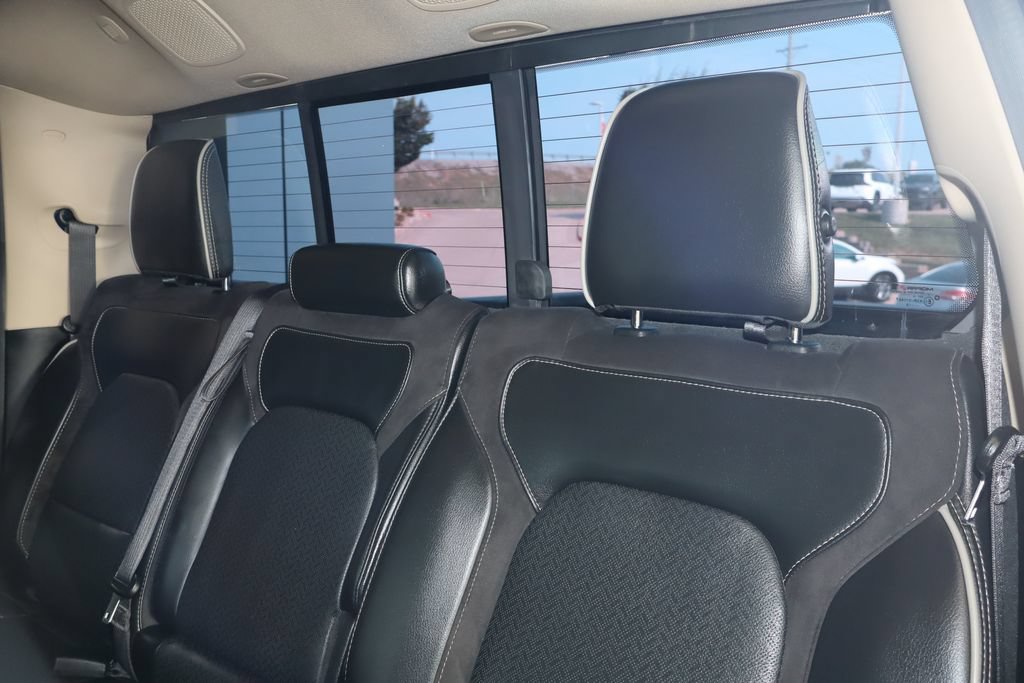 Used 2019 RAM 1500 Laramie AWD/4WD image 34