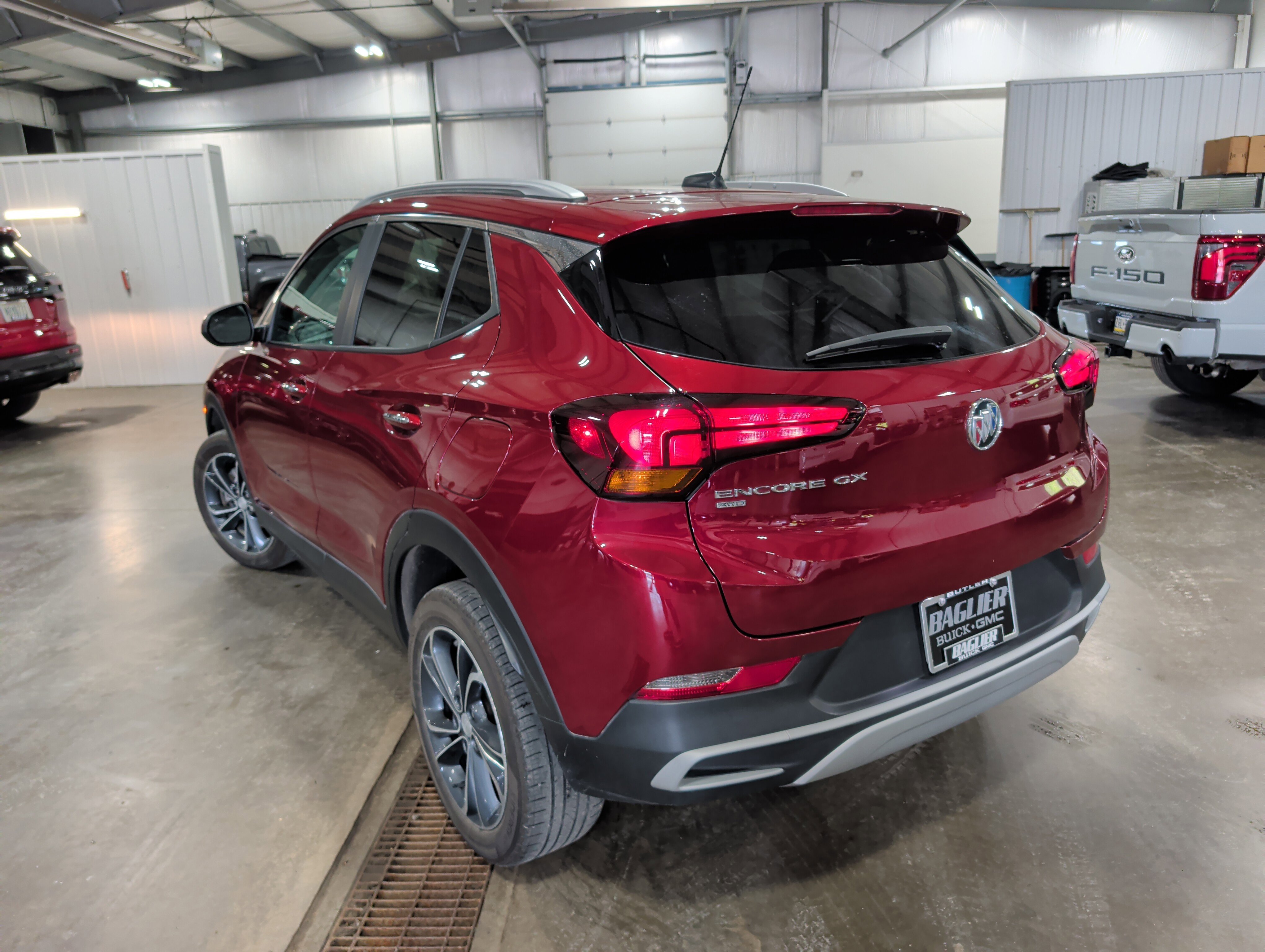 Used 2023 Buick Encore GX Select w/ Safety Package II AWD/4WD image 4