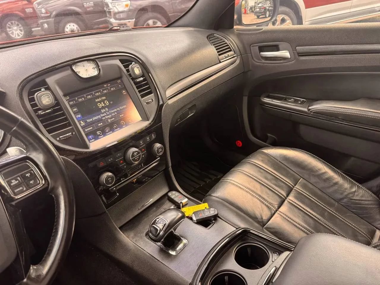 Used 2012 Chrysler 300 S w/ Luxury Group RWD image 10