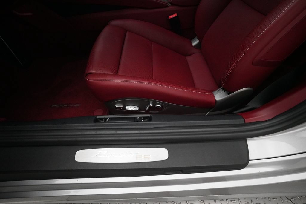Certified 2022 Porsche 718 Boxster RWD image 12