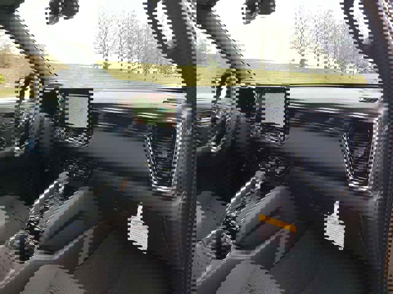 New 2024 GMC Canyon Elevation w/ Convenience Package image 64